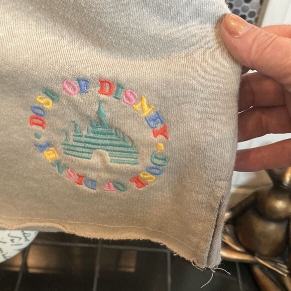 Disney Dose of Disney grey distressed hem shorts with pockets, size XL, guc - Picture 2 of 10